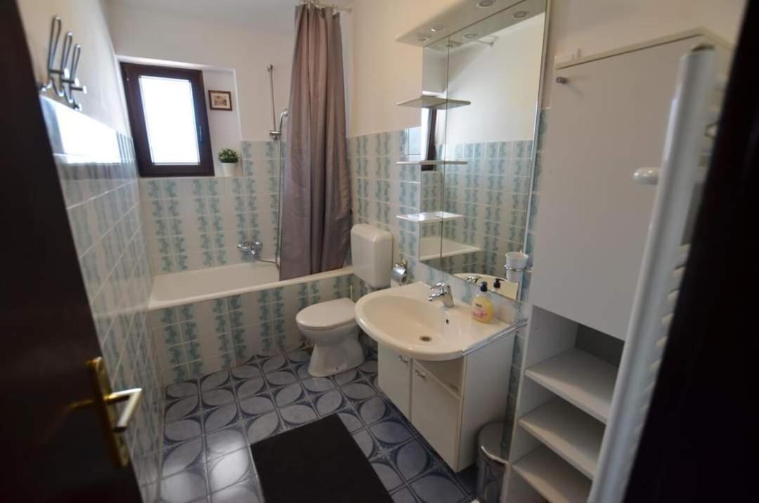 Tony Apartments Ровинь Номер фото